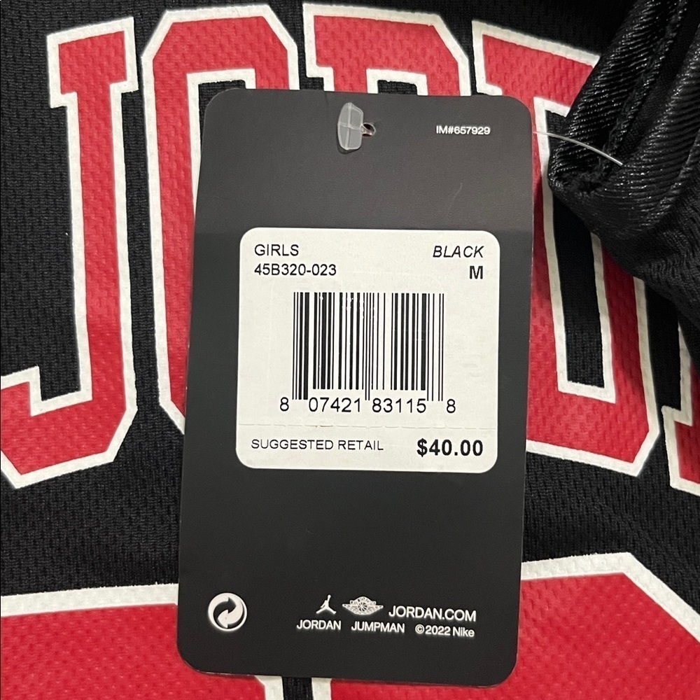 AIR JORDAN SLEEVELESS CREWNECK DRESS WITH FRONT PRINT IN BLACK - Picture 6 of 9